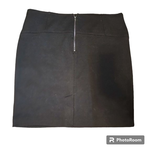 New York and Company Black Pencil‎ Skirt Stretchy Size 16 NWT - Picture 4 of 4